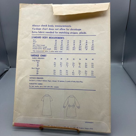 UNCUT Vintage Sewing PATTERN Stretch and Sew 1575 by Ann Person, Ladies 1974 - Picture 2 of 2